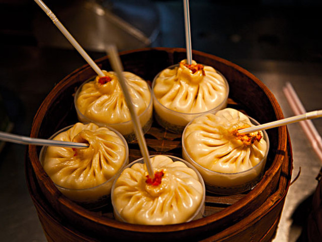 【学做中国菜】江苏名吃:蟹黄汤包