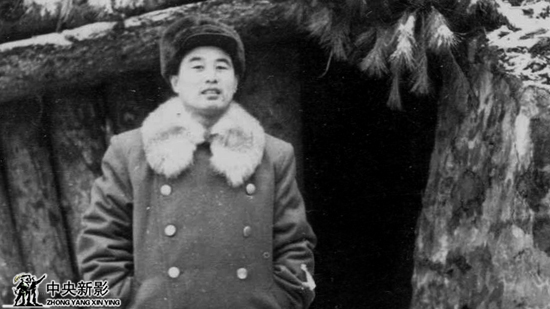 李德生 在朝鲜坑道前