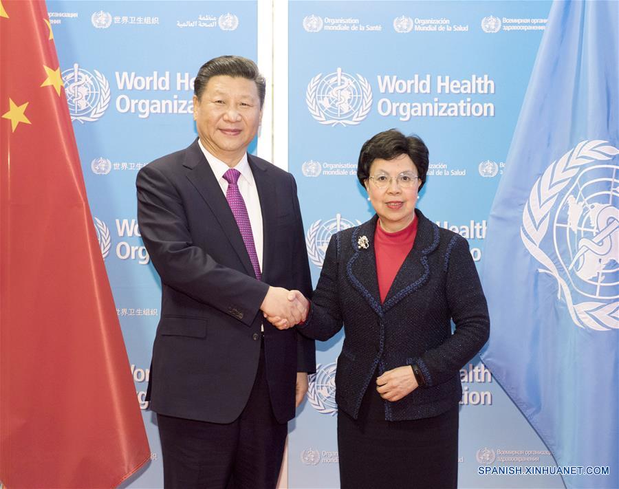 El presidente de China de visita en Suiza, Xi Jinping, se re&uacute;ne con la directora general de la OMS, Margaret Chan. (Xinhua/Wu Xiaoling)