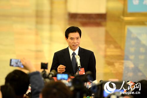 Ministro de Comercio asegura crecimiento estable del comercio exterior de China