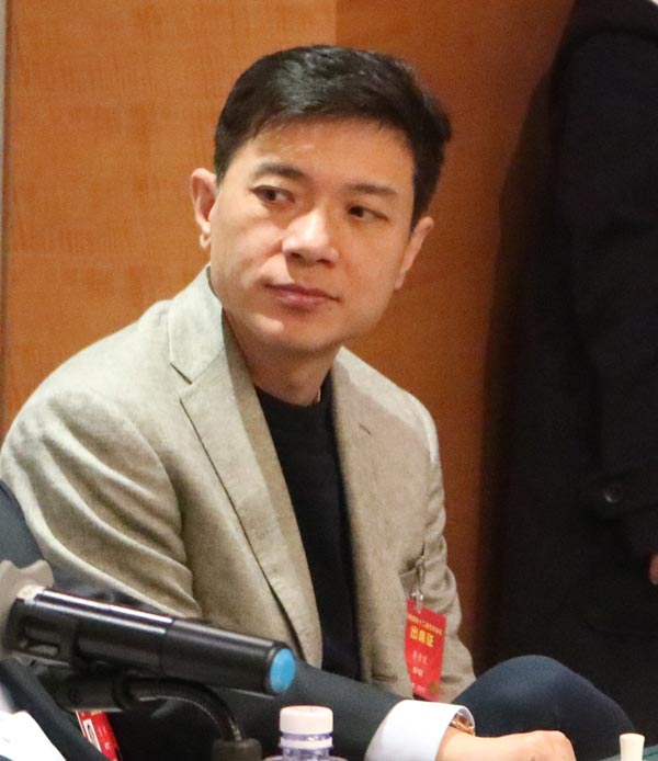 李彦宏:人工智能让工具听懂人话 助力中国制造