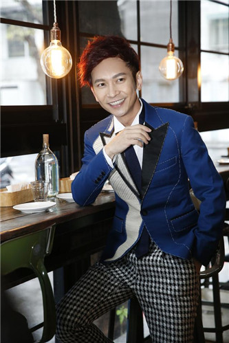 张智成台湾记者会大谈感情观 与吴克群互相勉