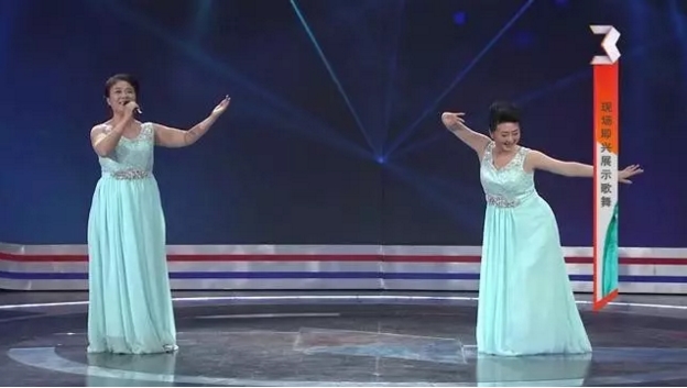 模特冠军为孩子双目失明,突破重重阻碍重获幸