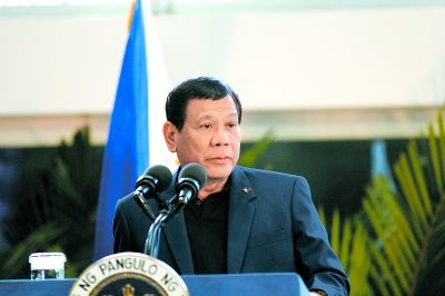 菲律宾总统杜特尔特叮嘱士兵:要赢了战争 也要