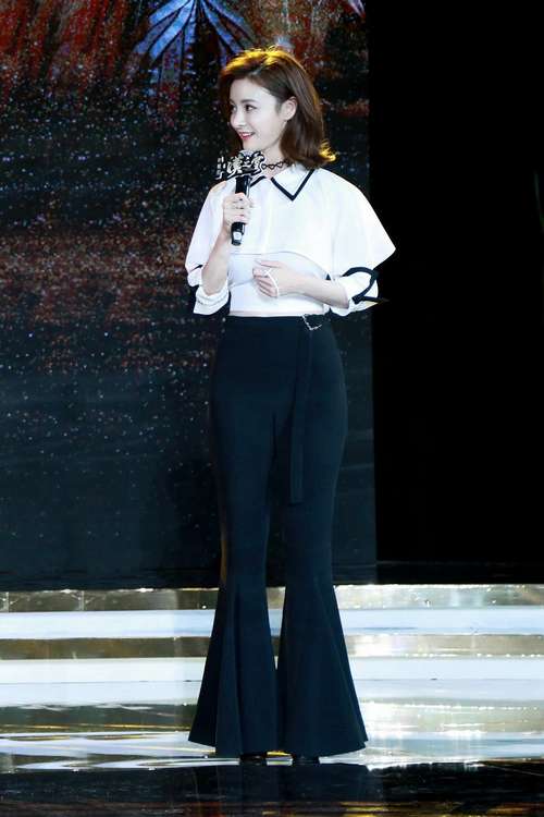 辕剑之汉之云》开播发布会 张云龙向王瑞子借