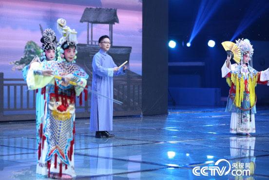 图：王珮瑜京剧念白。