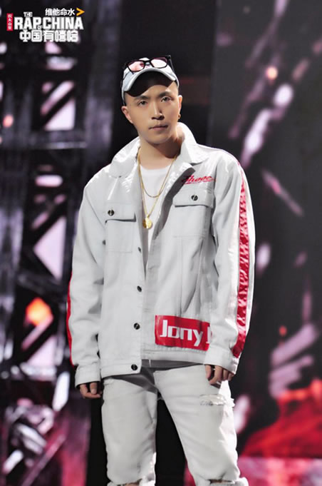 《中国有嘻哈》<a href='http://search.xinmin.cn/?q=总决赛' target='_blank' class='keywordsSearch'>总决赛</a><a href='http://search.xinmin.cn/?q=潘玮柏' target='_blank' class='keywordsSearch'>潘玮柏</a>助力<a href='http://search.xinmin.cn/?q=Jony' target='_blank' class='keywordsSearch'>Jony</a> J回归舞台 9月9日开启夺冠之旅