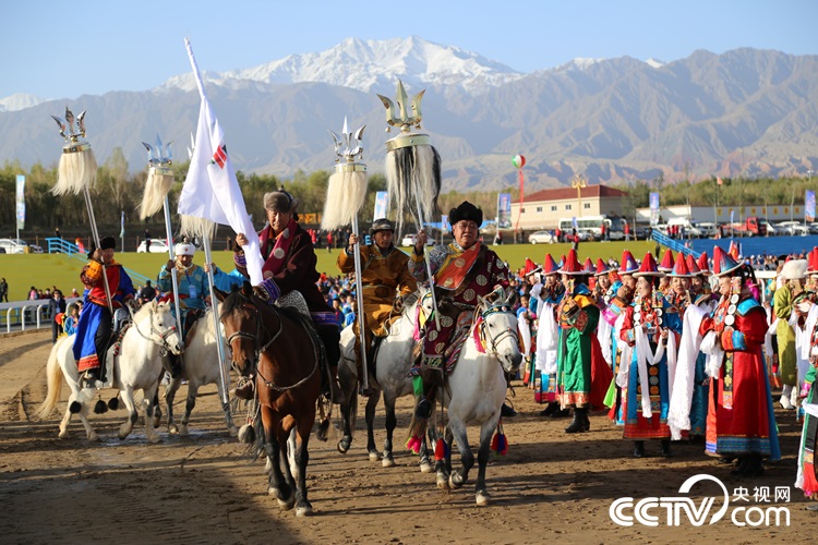 Subei is the only minority autonomous county with the main body of Mongolian nationality. For people here, Nadam is the greatest traditional folk festival of the year.