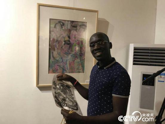 一带一路联结中外 东岳庙里共话中秋_新闻频