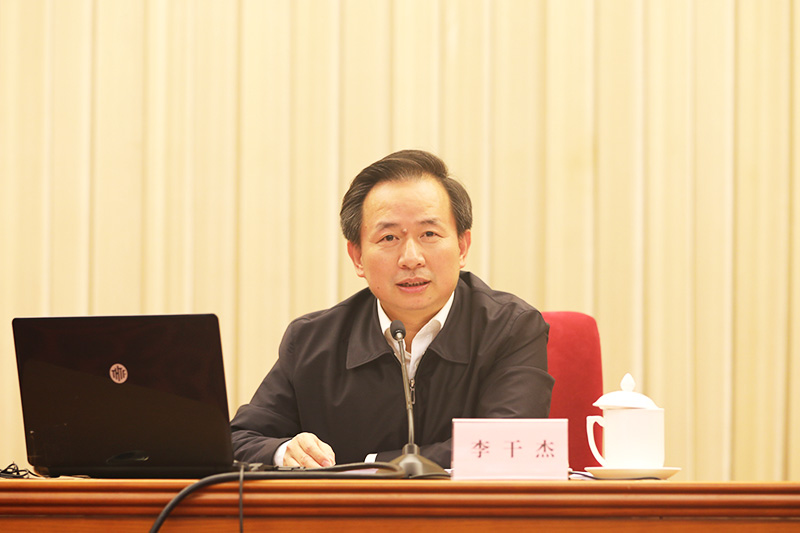 环境保护部党组书记、部长李干杰为中央国家机