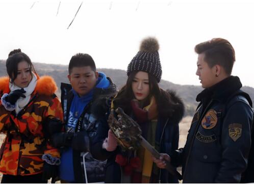 探班《大夏宝藏》:果郡王李东学、汤晶媚互怼调侃