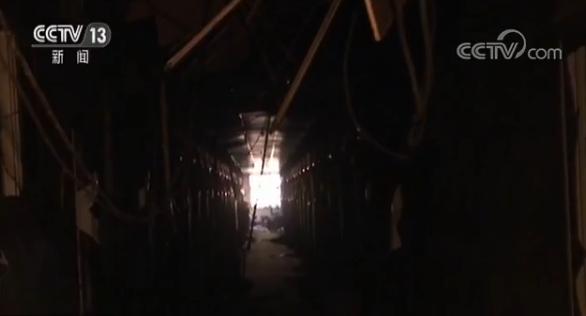 汤唯的电影并且范世錡在楼上大喊“我的心里只有你”