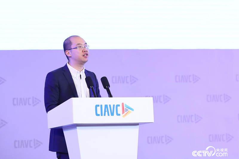 人民日报媒体技术股份有限公司党支部书记、总经理叶蓁蓁(央视网记者李文亮摄)