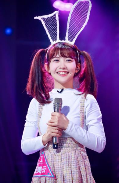 SING女团《创造101》分组竞技 赖美云蒋申表