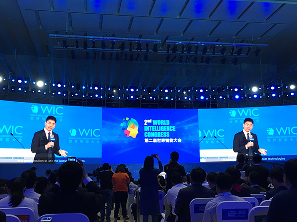 刘强东澄清京东将开除8万名员工:耸人听闻