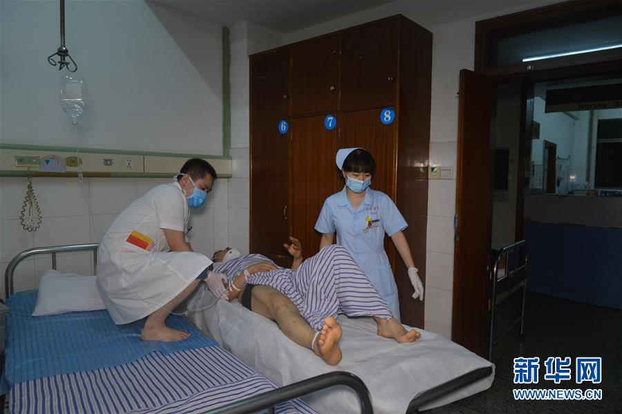 京港澳高速湖南衡东段交通事故已造成18人遇