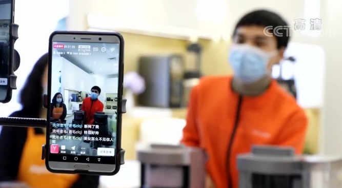 小家电■小家电销售走俏 健康除菌类销量同比增长3倍