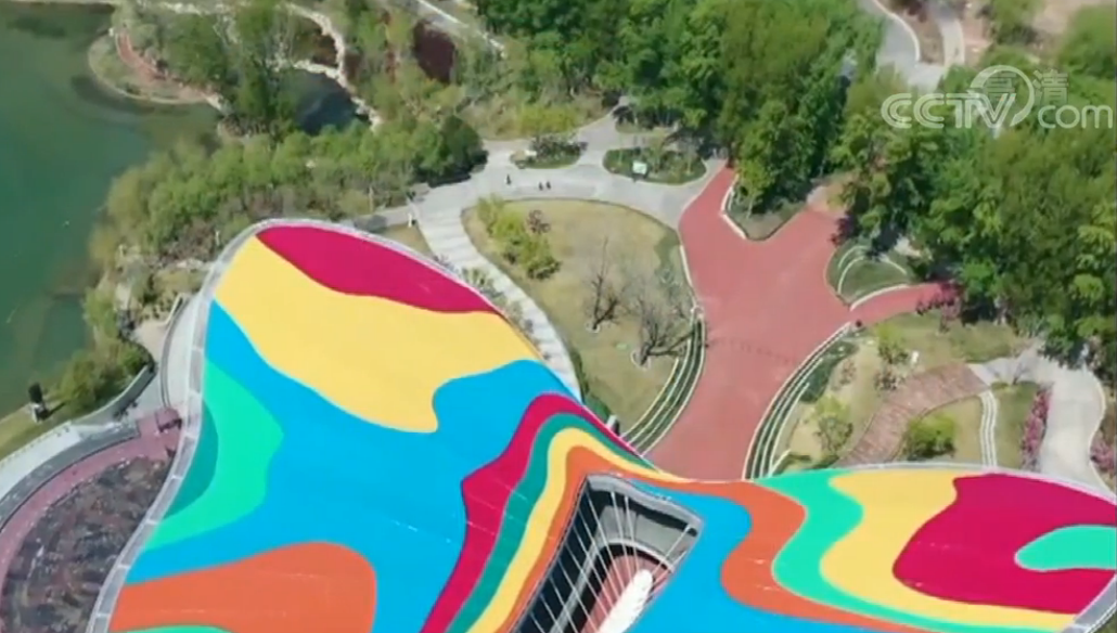 「假期」“五一”假期第一天!全国旅游市场总体运行平稳 实现国内旅游收入约97.7亿元