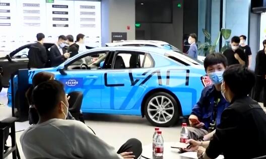 汽车产销4月份汽车产销同比双双增长 顾客到店量猛增 上海汽车市场回暖明显