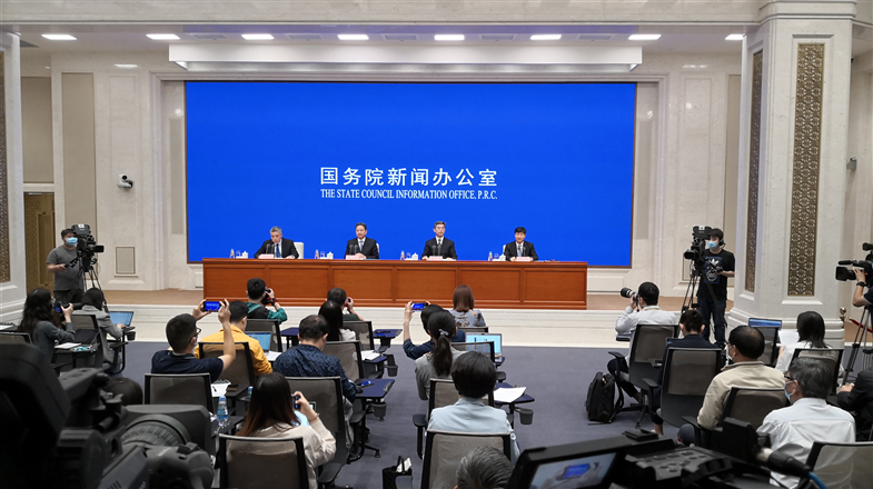 交通运输部交通运输部：预计新增交通项目投资8000多亿元