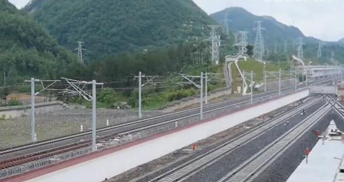 贵州离正式通车又进一步！新建贵州安六铁路11日起进入运行试验阶段