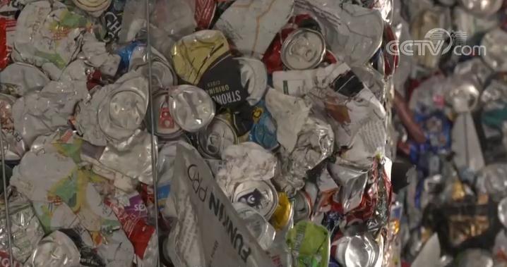 疫情当前生活垃圾骤增 疫情让英国垃圾处理业面临挑战