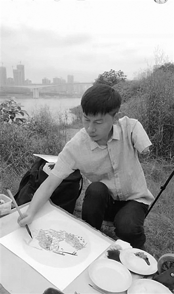人生感悟男子一根手指作画9年 轻生女孩买画当精神支柱