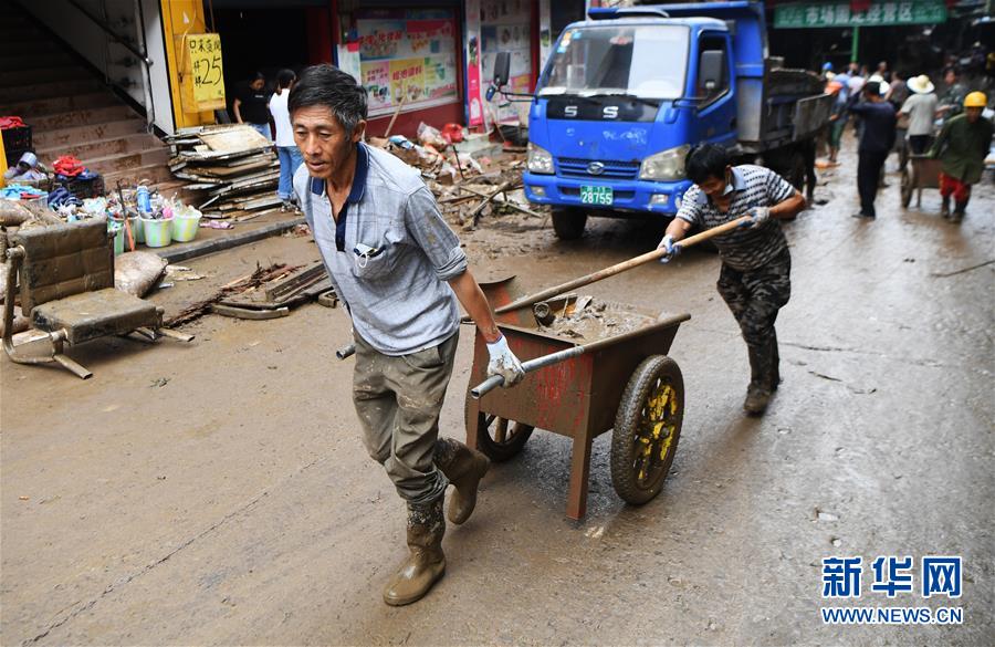 （在习近平新时代中国特色社会主义思想指引下&mdash;&mdash;新时代新作为新篇章&middot;习近平总书记关切事&middot;图文互动）（4）战洪魔　保安全&mdash;&mdash;近期防汛救灾热点观察