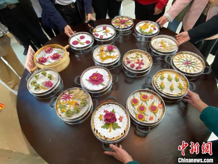 一粒莜麦解码小康标配：大爱小康幸福年！