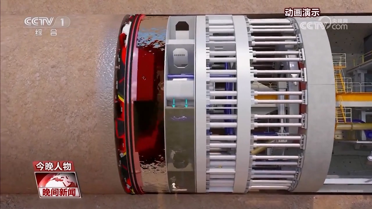 【新闻特写】接续奋斗的三代“穿越者” 图2