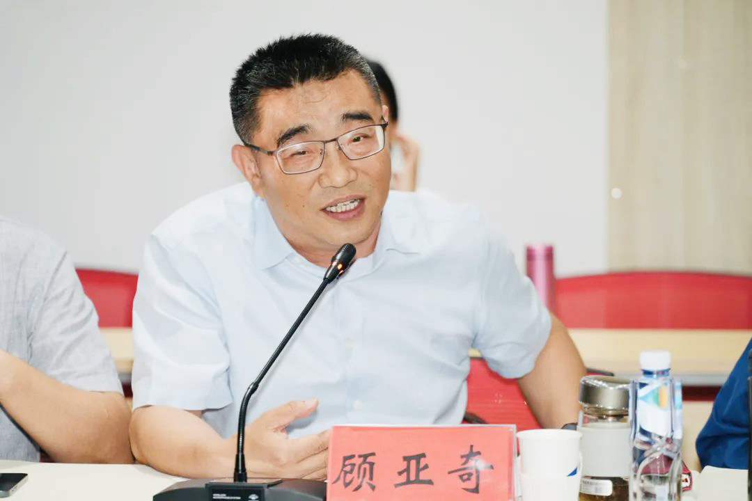 中國(guó)人民大學(xué)藝術(shù)學(xué)院副院長(zhǎng)、教授顧亞奇