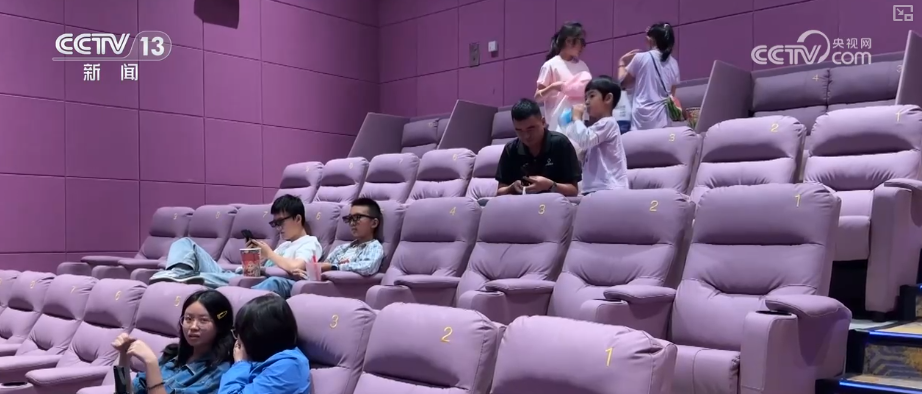 “一键换新”升级体验景区“链接”电影元素激活跨界新玩法释放消费强劲活力(图4)