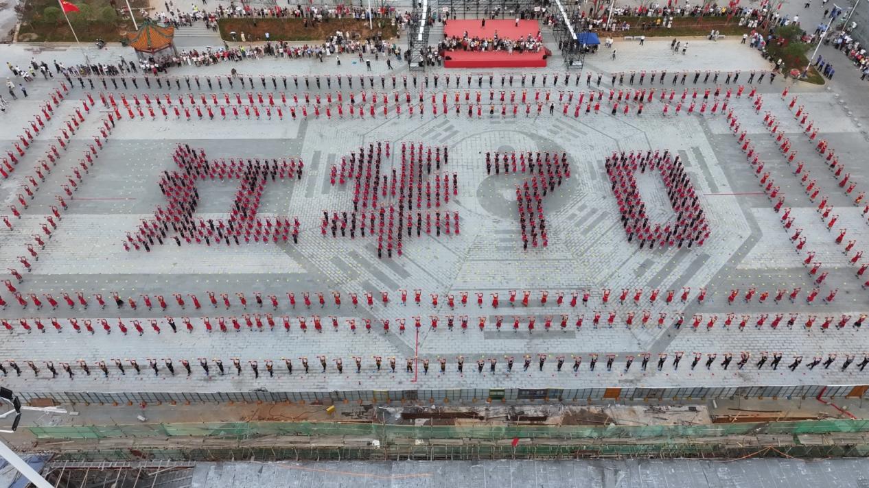 “江华70”造型(黄春华/摄)