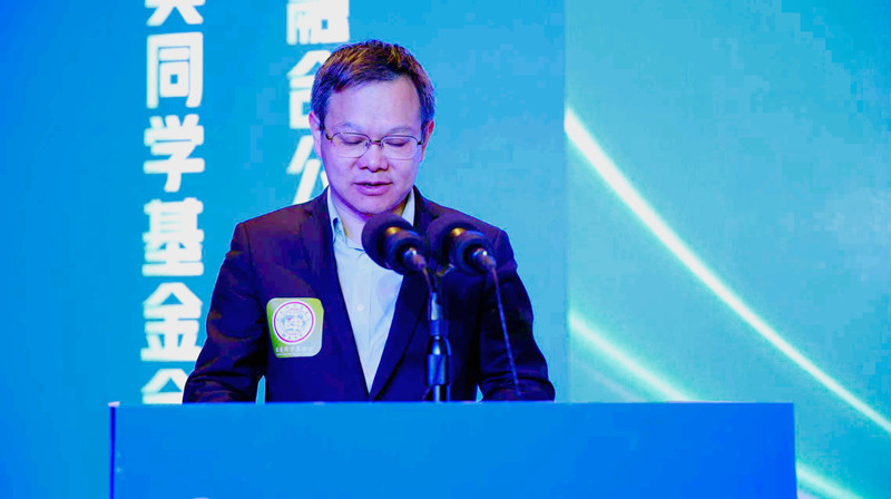 中国医学科学院阜外医院结构性心脏病中心主任胡海波发言