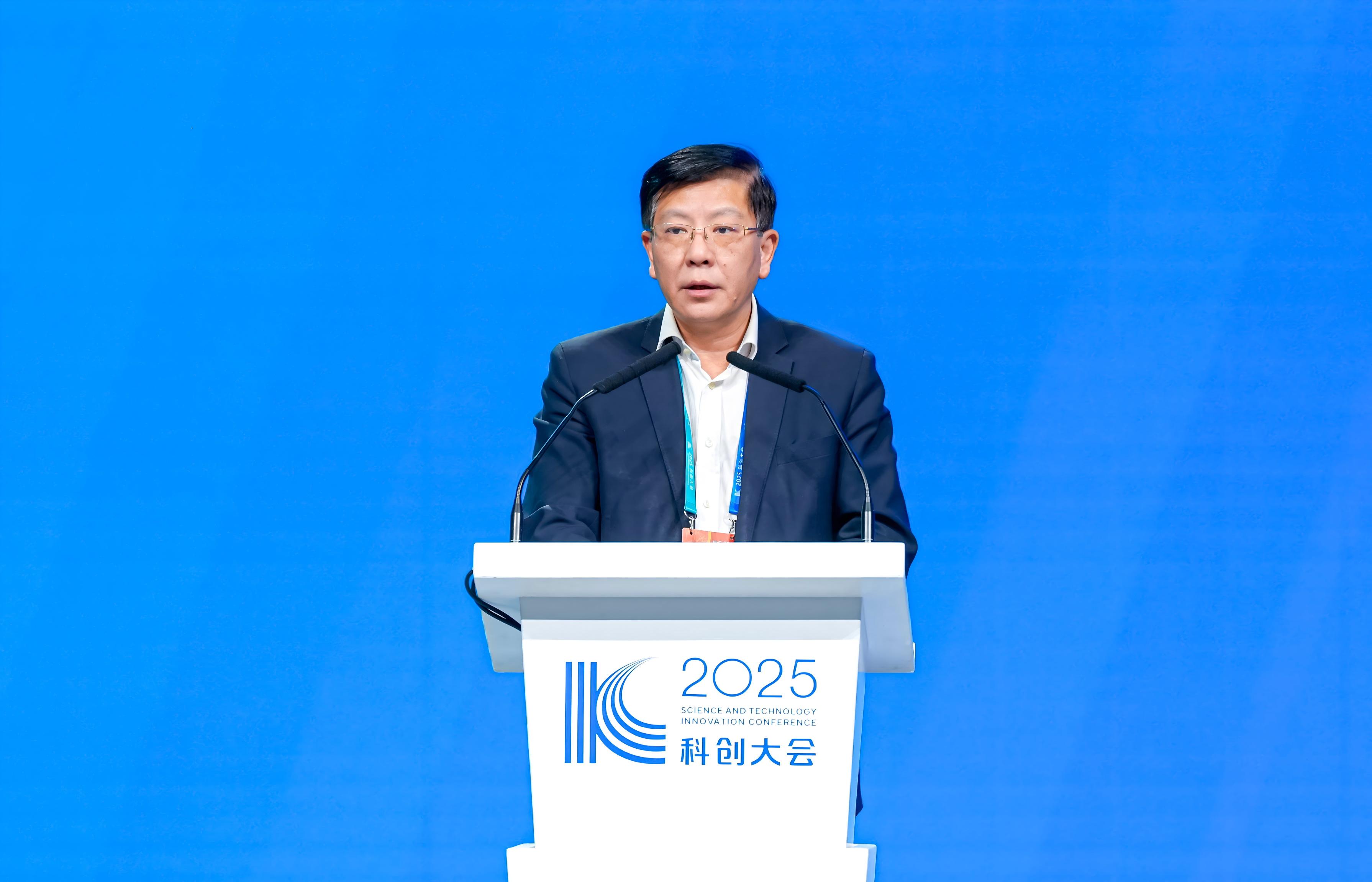 上海市衛(wèi)健委主任 聞大翔