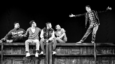 话剧《光荣日》周四登陆榕城