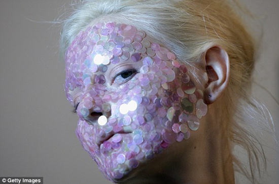 澳大利亚时装周各大设计师作品亮相T台