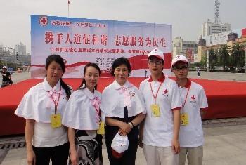 [全国优秀志愿服务组织候选组织] 江西中医学院科技学院南丁格尔志愿护理服务队-全国优秀志愿者和优秀志愿服务组织网上推荐活动-中国网络电视台