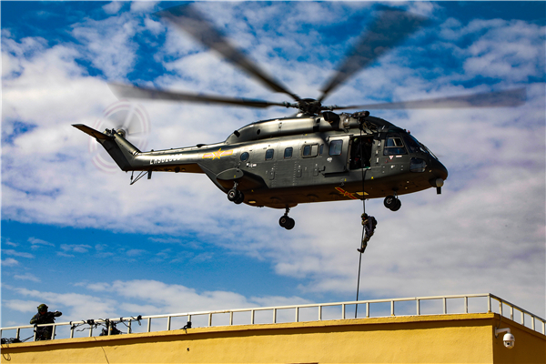 直击东盟防长扩大会联合实兵演习多国强化训练