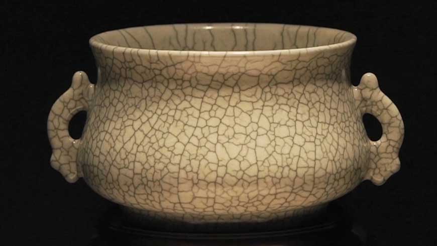 哥窑出精品：金丝铁线，紫口铁足