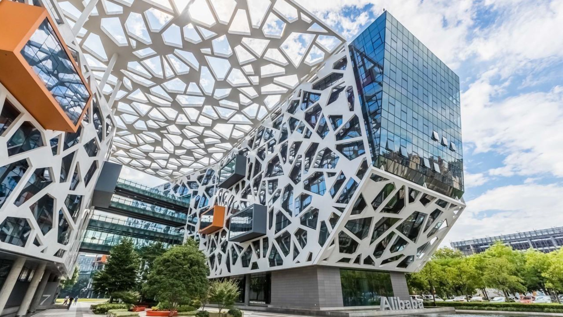 特朗普赦免15人 其中几人犯下滔天命案