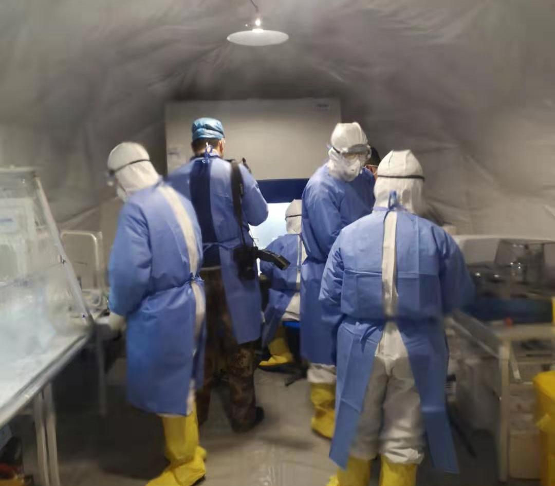 抗击埃博拉非典我们从没怕过这一次也不会退缩