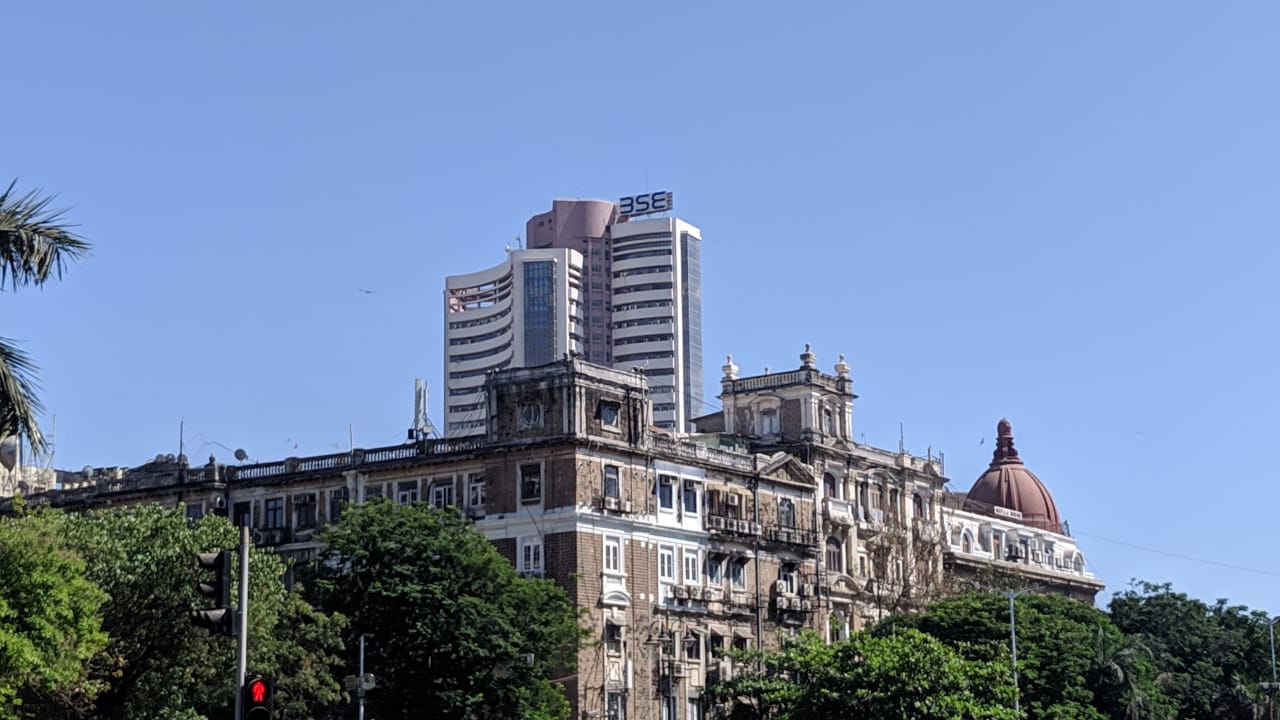 多地封城印度股市跌幅逾13%再创纪录