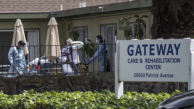 全球抗疫24小时丨美国确诊病例超过1万例世卫组织更新口罩使用指南