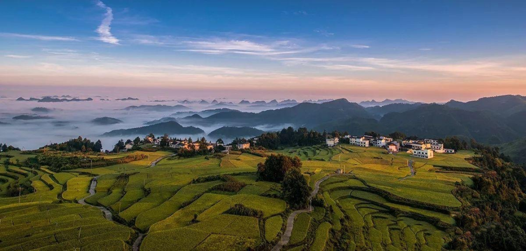 贵州安顺平坝的乡村景色 (图片来源于网络)