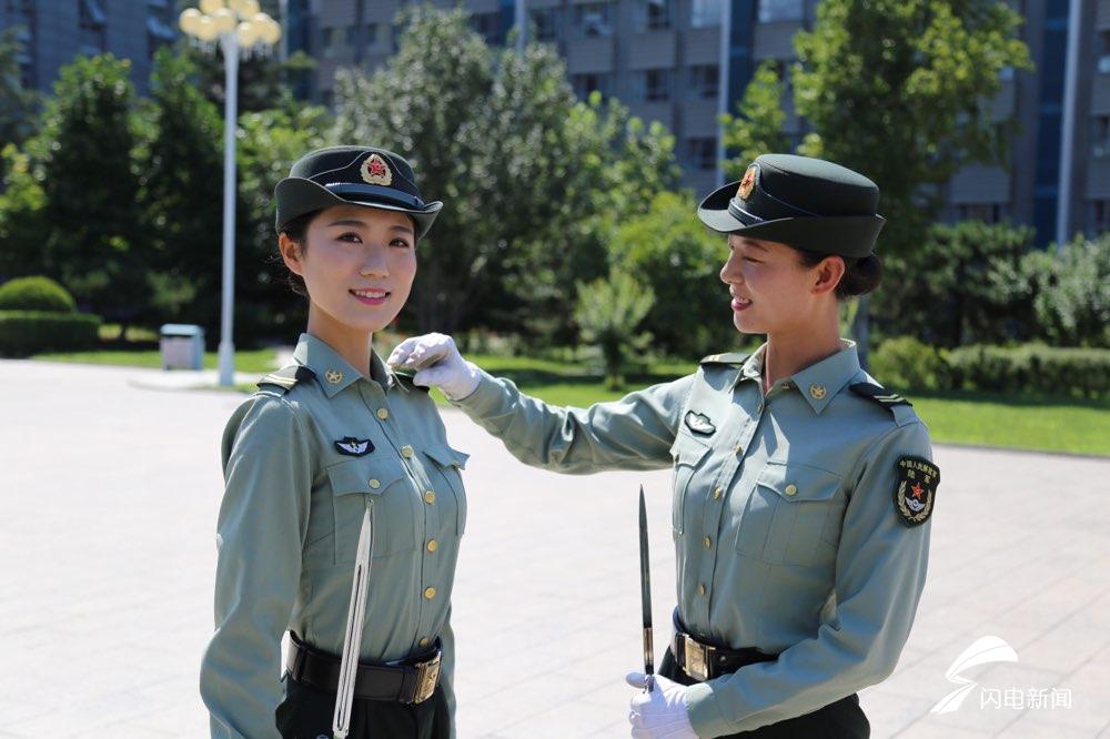 学霸方队美女教练首次亮相国庆阅兵的院校科研方队教练是山东这名95后