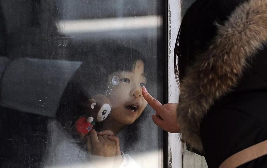 历史记忆:那些年春运中的感人瞬间 戳中泪点!