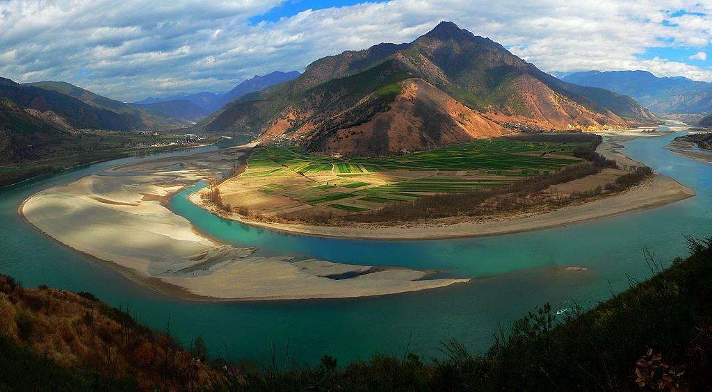 两会声音全国政协委员张洪保护母亲河亟需划定长江上游生态保护红线