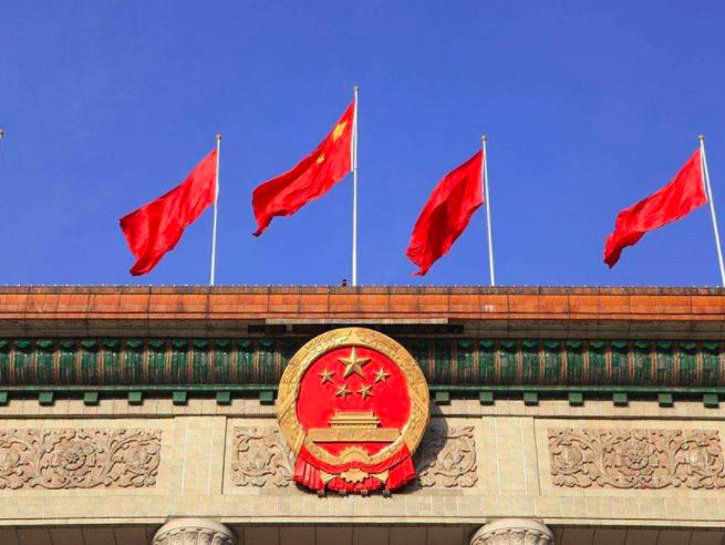 在党的领导下增强"党政军群"合力