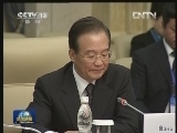 温家宝会见吉尔吉斯斯坦总统